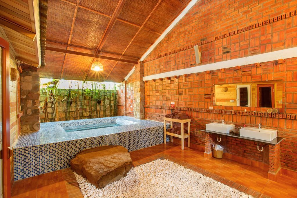 Sen Viet Phu Quoc Resort, Sport & Spa Exterior photo